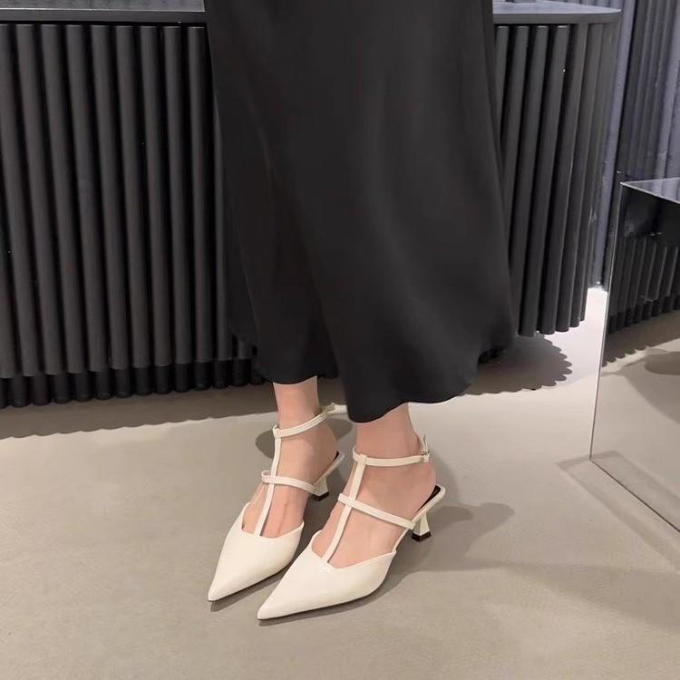 

2024 spring and summer new patent leather cross thin strap pointed heel medium heel single shoes empty bag head high heel sandals 35 белый