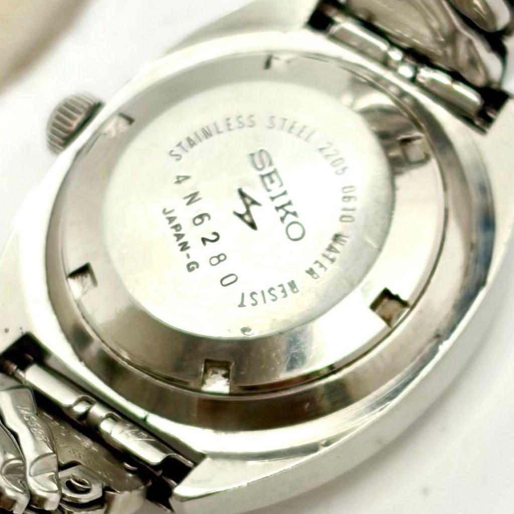 Used [Operation] SEIKO Mechanical Automatic Ladies Watch Blue Cut Glass Date 2205-0610 4N6280
