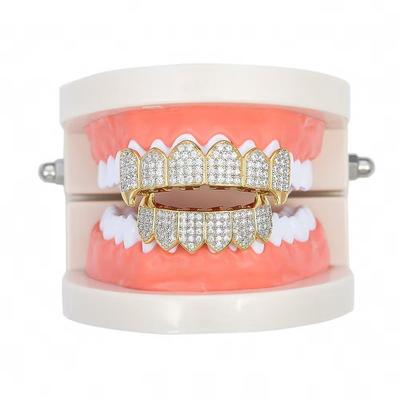 European Hot Selling Six-Tooth Zirconia Vampire Fangs Grill Set for Hip Hop Christmas Parties
