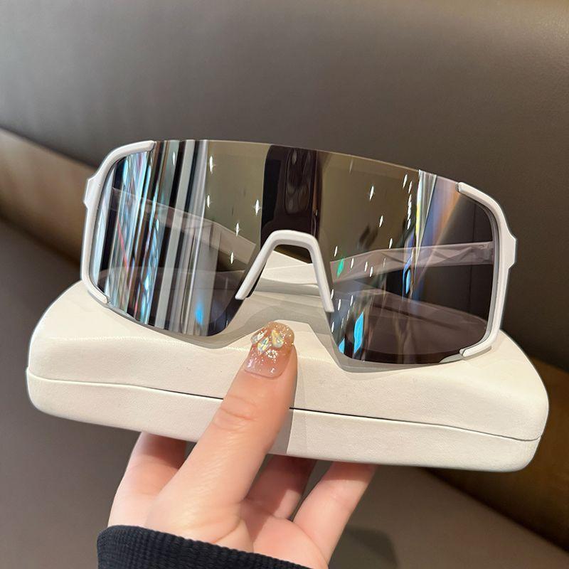 Cycling Goggles Women s UV-Protective Sports Sunglasses for Hiking and Outdoor Activities