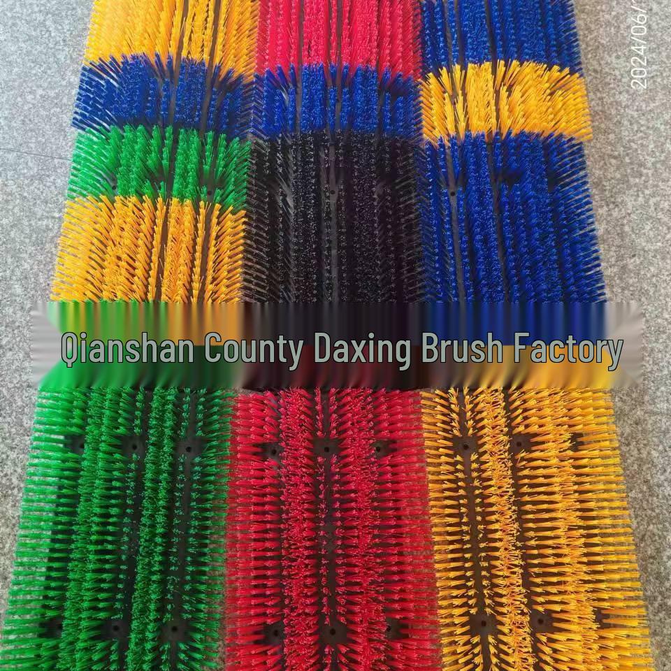 Cow Body Brush for Scratching and Massage - Dairy Livestock Cleaning Tool