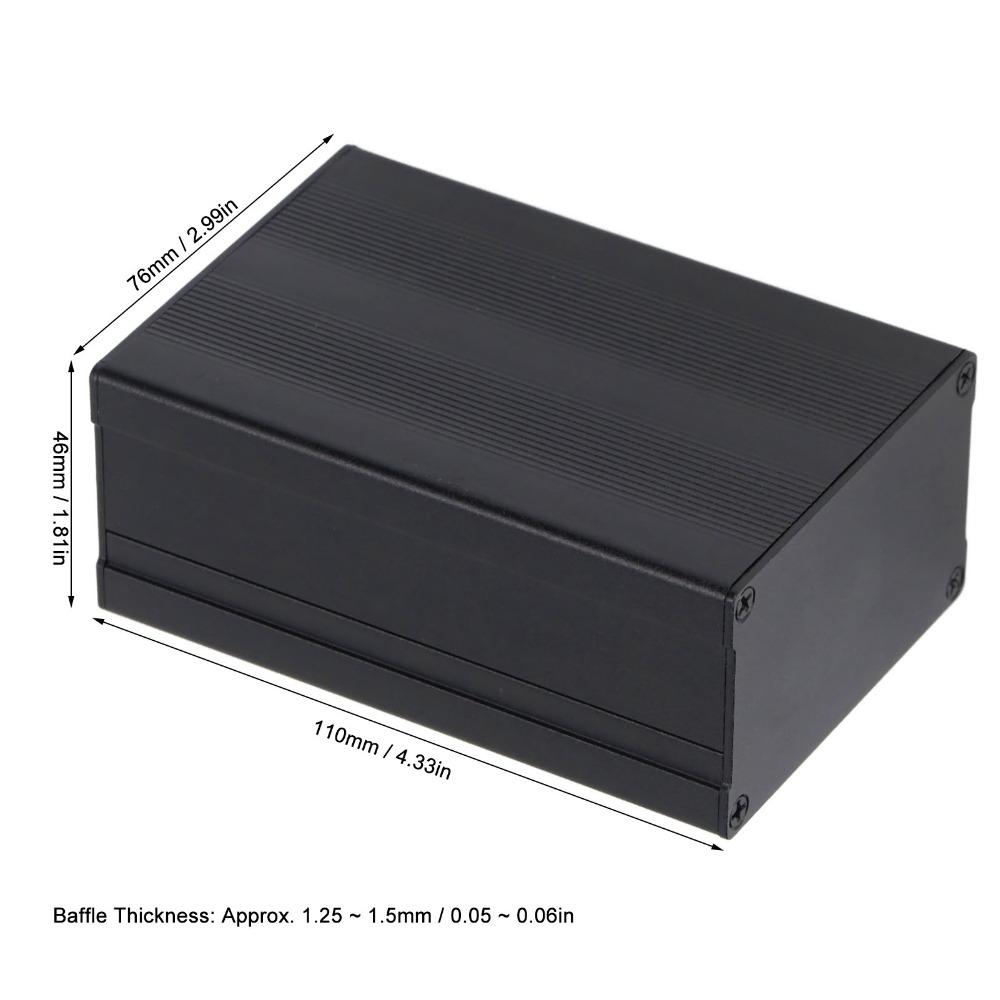 46*76*110mm Aluminium Elektrogehäuse Schwarze Streifen / Glänzender Stil Aluminiumgehäuse Getrennte Bauart Anschlussdose Elektroinstallationen