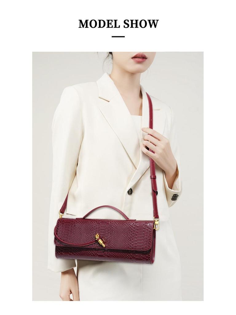 Snakeskin Retro Baguette Clutch: Trendy High-End Handheld, Crossbody & Single Shoulder Evening Bag for Women