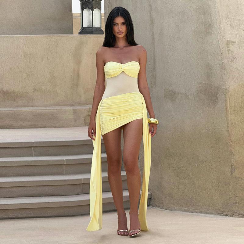 

Европейское и американское женское короткое сетчатое платье без бретелек и с открытой спиной с драпировкой