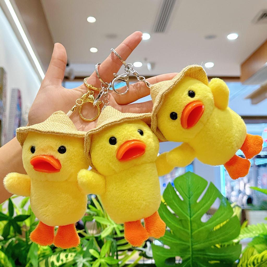 Psyduck Keychain: Internet Celebrity Duck Plush Pendant with Straw Hat - Backpack Decoration