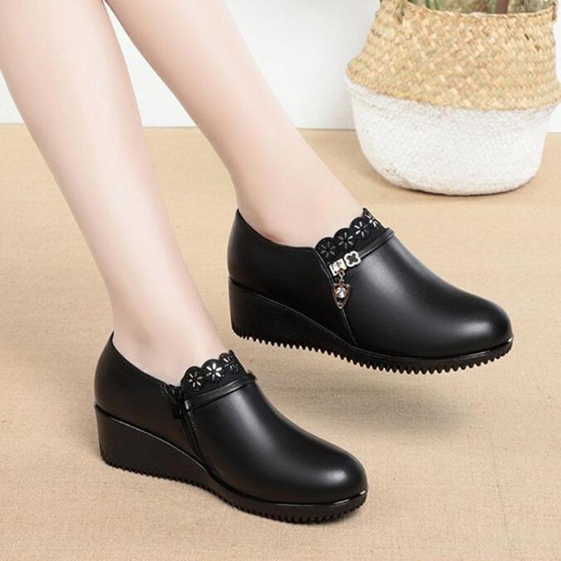 Women's Shoes Wedge Spring Genuine Leather Loafers Ladies Casual Round Toe Large Size Mother Women Shoes