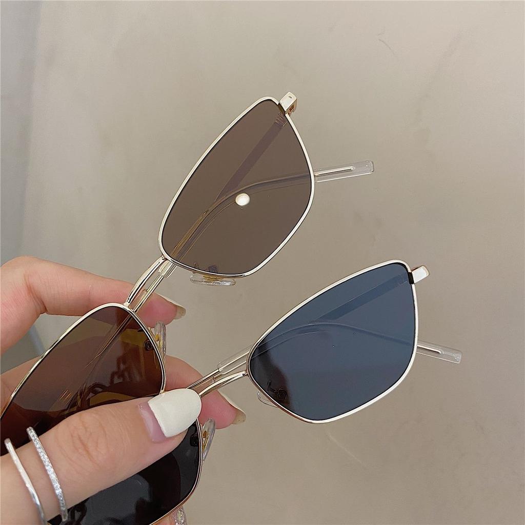 New Cat Eye Small Metal Sunglasses Fashion Women Outdoor Street Po Sun Glasses Sunshading UV Protection Eyewear