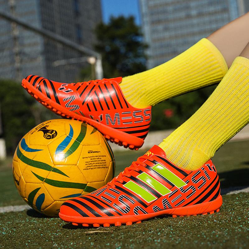 

Ronaldo s football boots AFG spike TF broken nail student Mbappe training 35