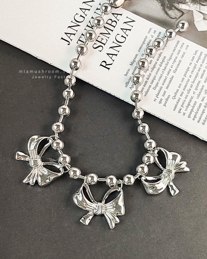 

Korean Y2K Silver Bow Geometric Choker Necklace for Women серебряный