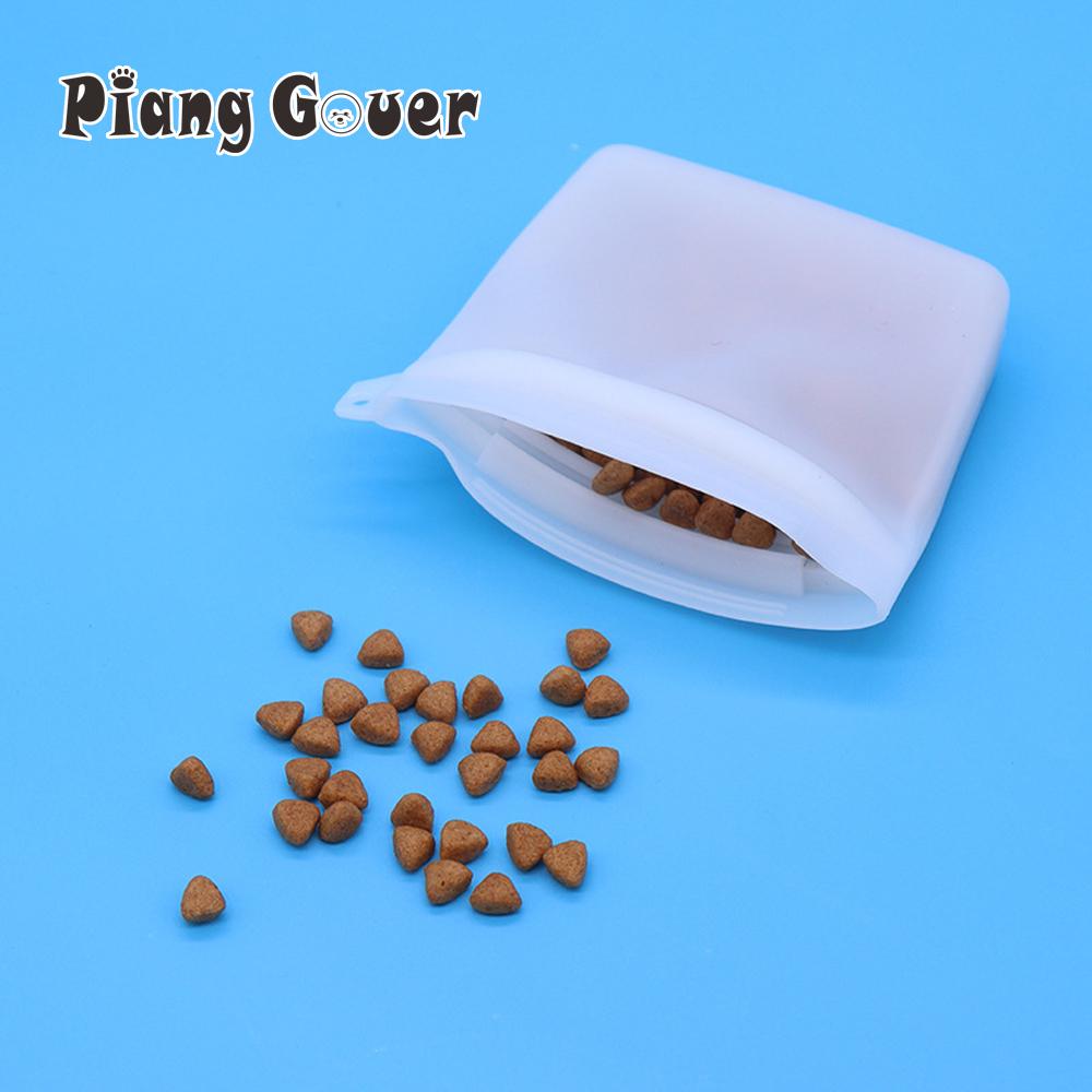 Pet Dog Food Bag Waterproof Pet Outdoor Training Dog Food Bag Cat Silicone Snack Bag Storage Pet Supplies
