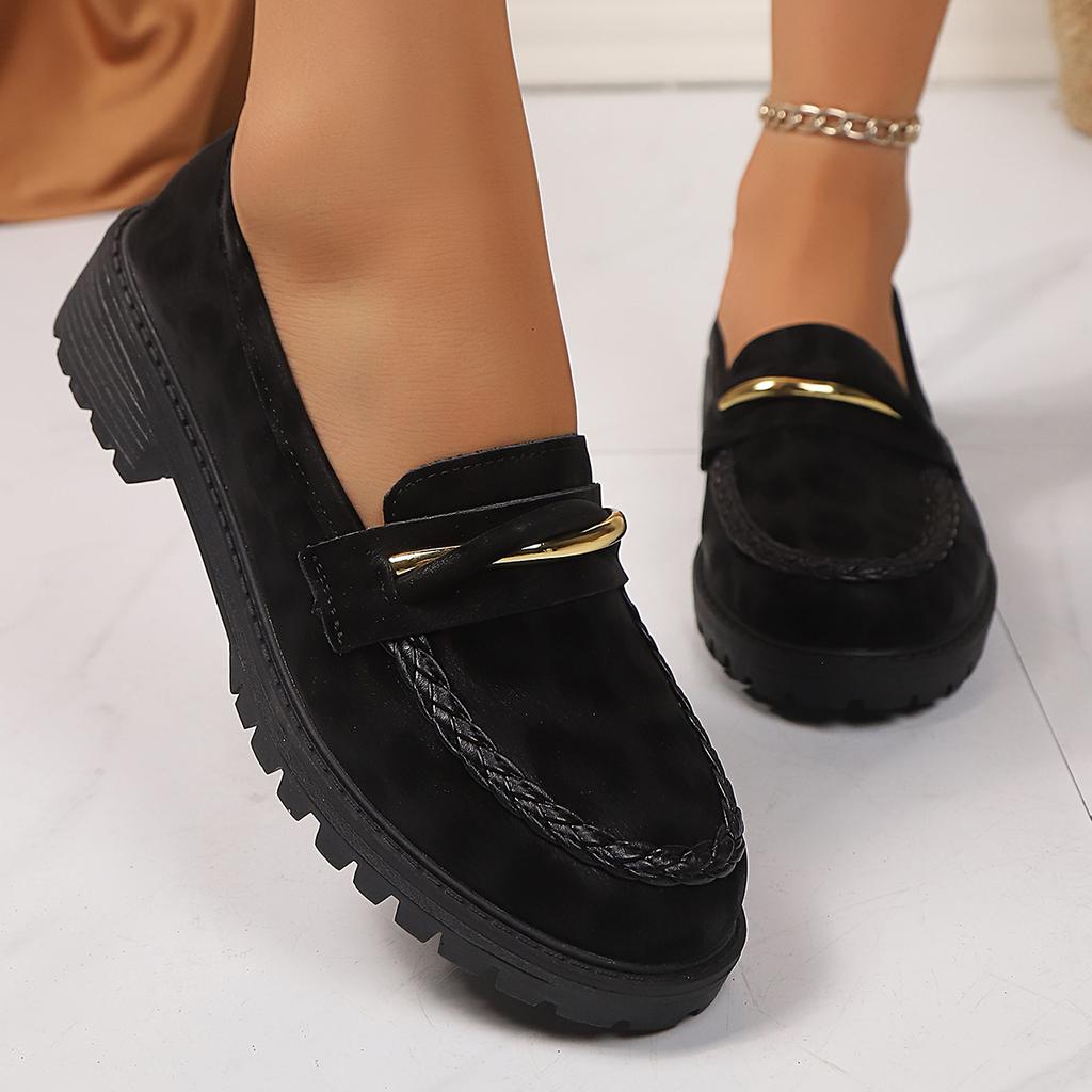 Fashion Women's British Style Thick-soled Low-heeled Shoes 2025 Spring and Autumn New Leopard Print Decorative Round-headed Loafers.