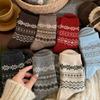Retro Wollsocken Kinder Koreanische Mittelrohrsocken Geometrische Schneeflocke Verdickte Warme Stacking-Socken