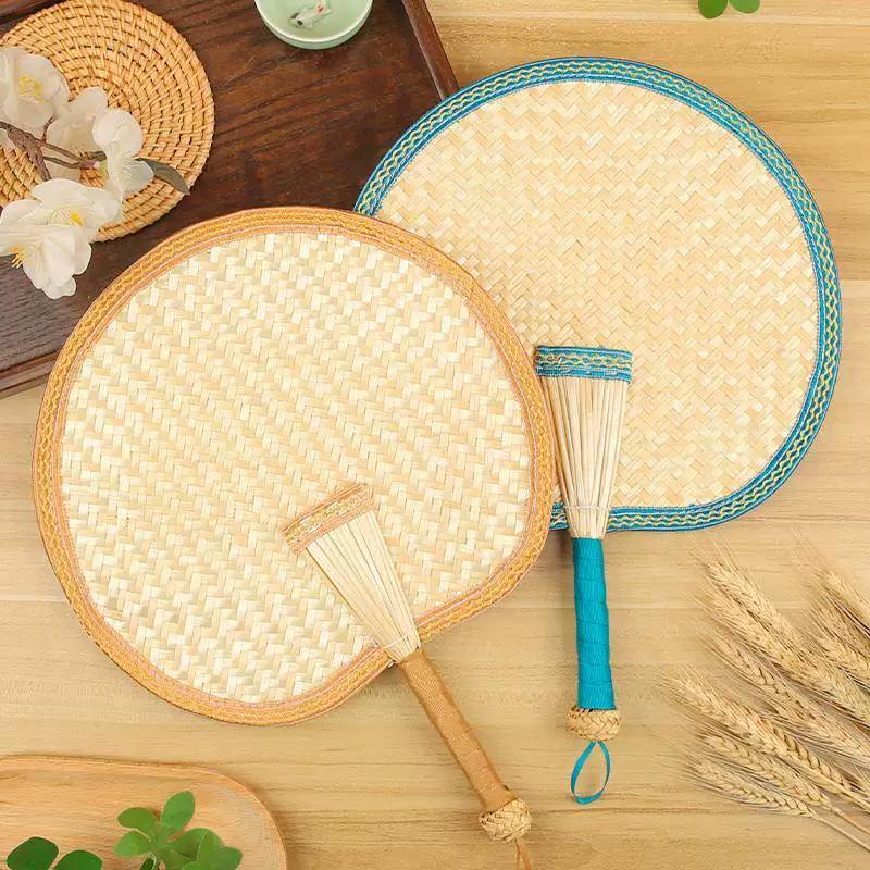 Durable Old-Fashioned Hand-Woven Bamboo Fan for Children and Babies, Portable Winter Vintage Banana Leaf Fan