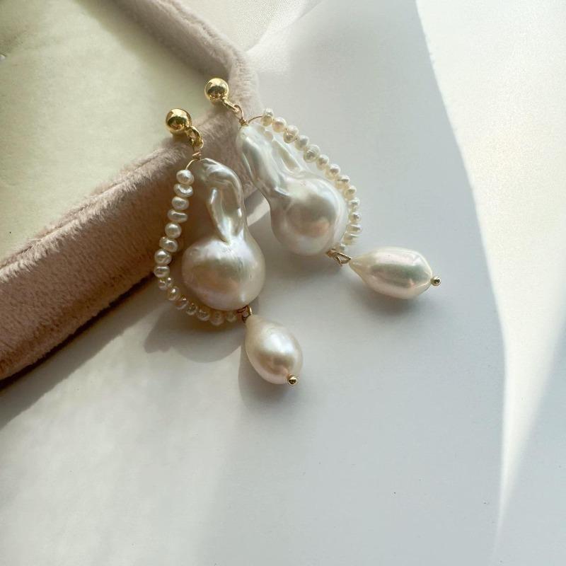New White Pearl Stud Earrings Big Water Drop Pearl Earrings Big Baroque Design Retro Temperament Generous