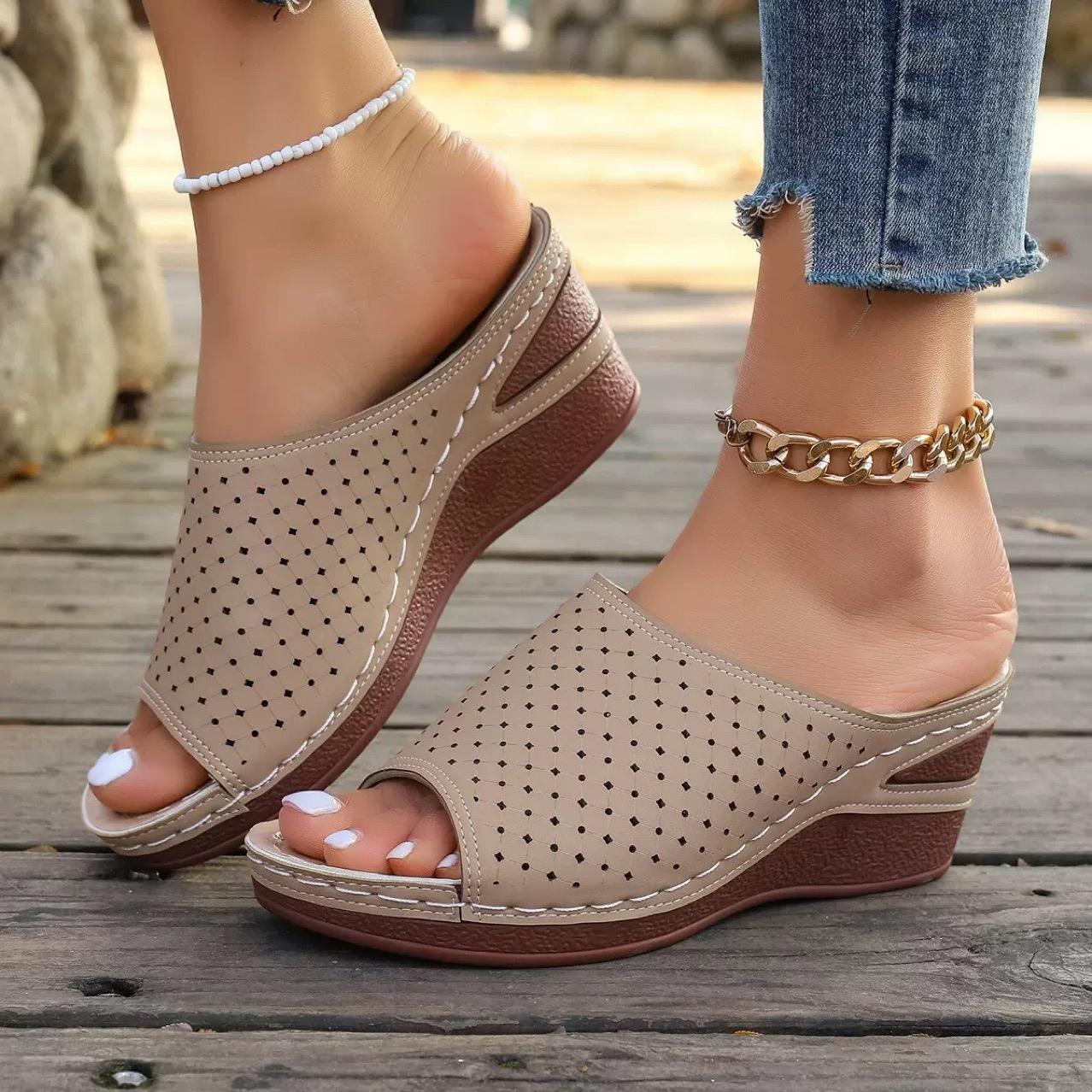 Large Size Sandals for Women Wedges for Summer New Style Fish Mouth Laser Hollow Women s Shoes Outdoor Slippers for Women 42EUCN43 хаки 1990₽