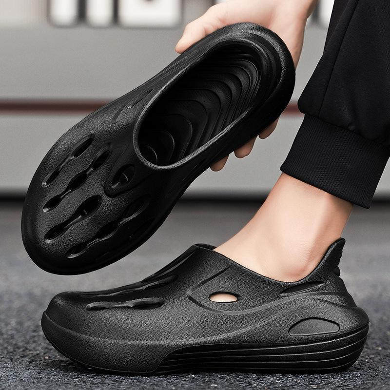 EVA Coconut Hole Shoes Men's Bag Head Breathable Sandals Fashion Beach Non-slip Foot Cover Breathable Cool Slippers