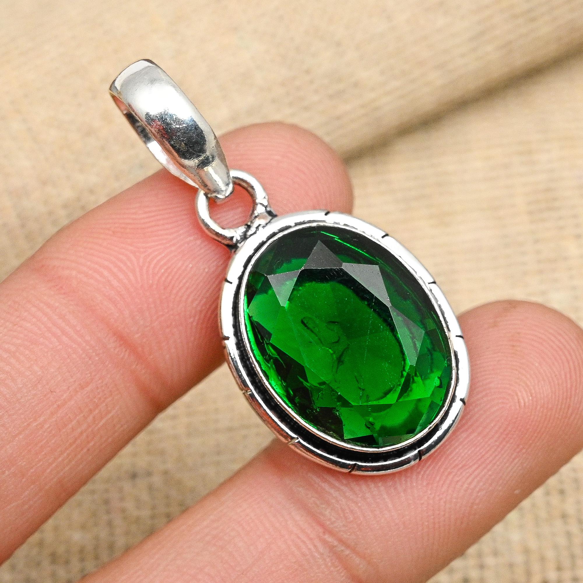 

Удивительный хром-диопсид драгоценный камень ручной работы из стерлингового серебра 925 пробы ювелирный кулон для женщин