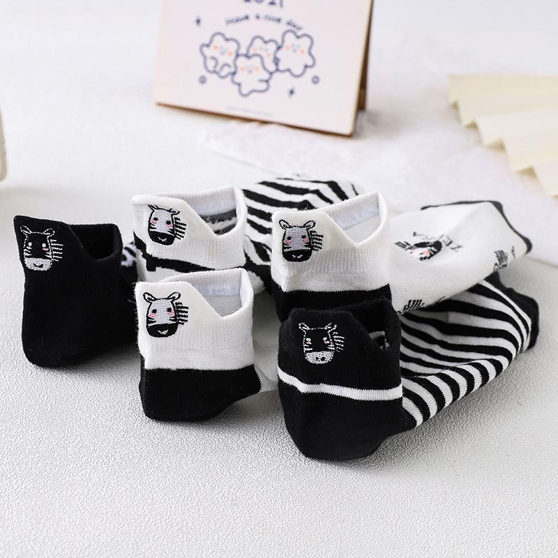 5 Pairs New Arrivals Women Socks Cotton Cartoon Zebra Ankle Socks Female Striped Letter Harajuku Breathable Causal Short Socks
