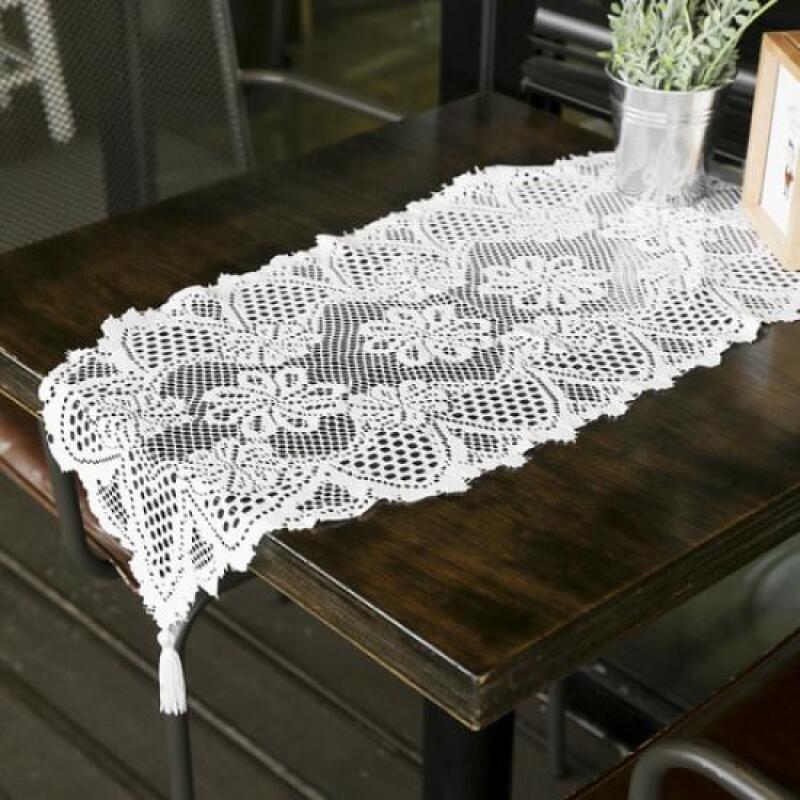 

1 x Vintage Retro Table Runner
