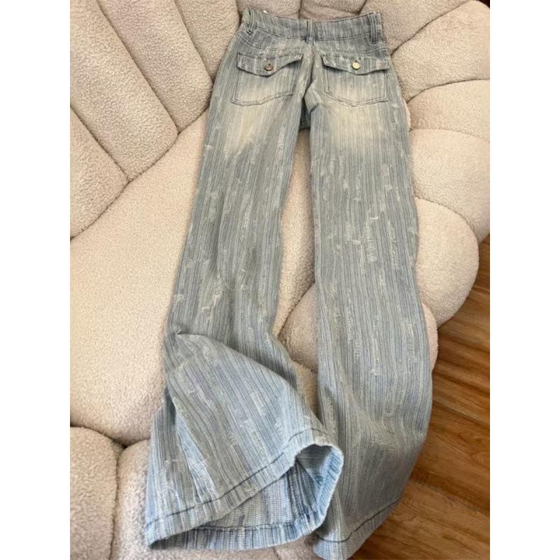 Women's Light Jacquard Micro-Flare Jeans, High-Waisted & Slim-Fitting for Spring/Summer 2025.