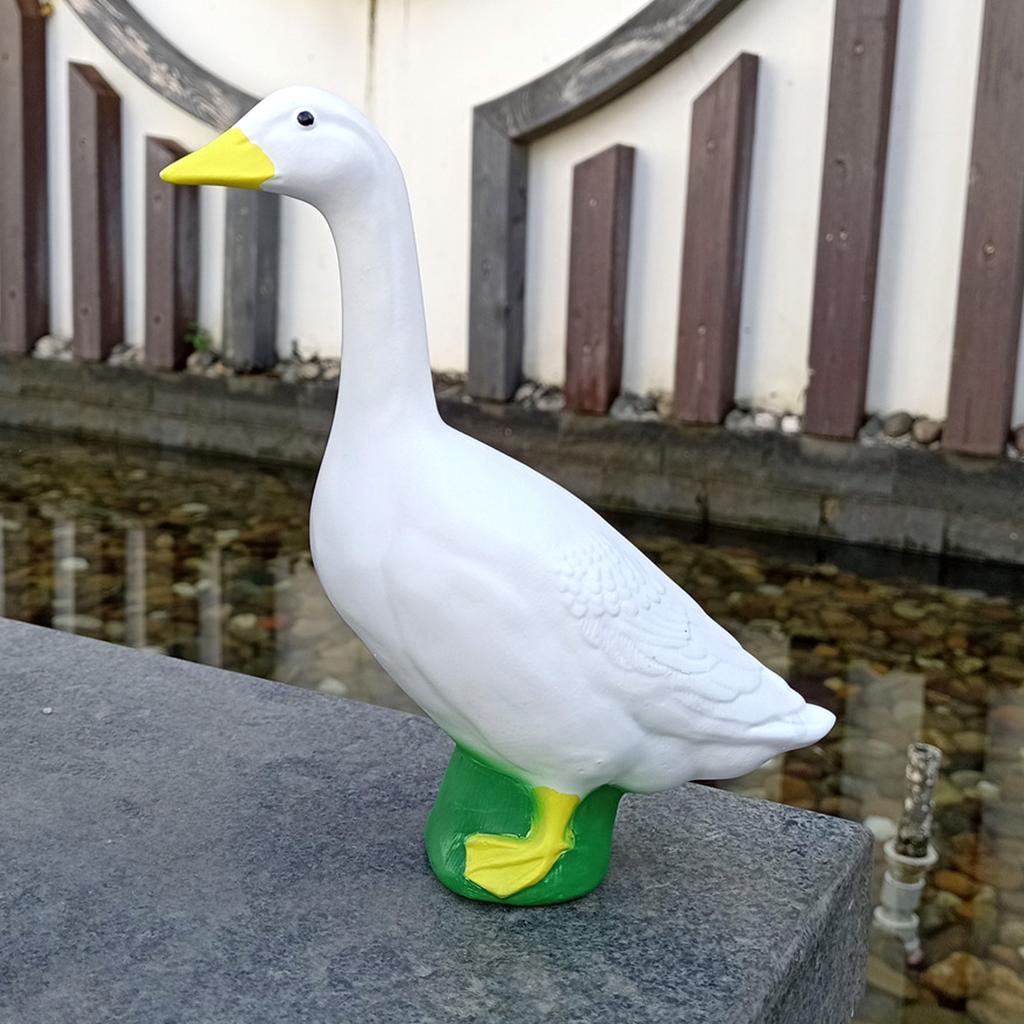 Goose Sculpture Weather Resistant Lifelike Versatile Delicate Details Exquisite Craft Goose Figurine Ornament for Garden