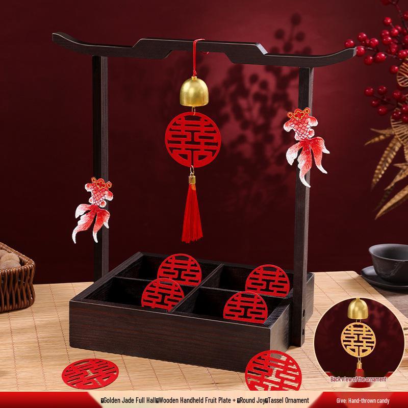 

Святкове сервірування столу для заручин: Суміш сухофруктів Чотирисекційна коробка No size