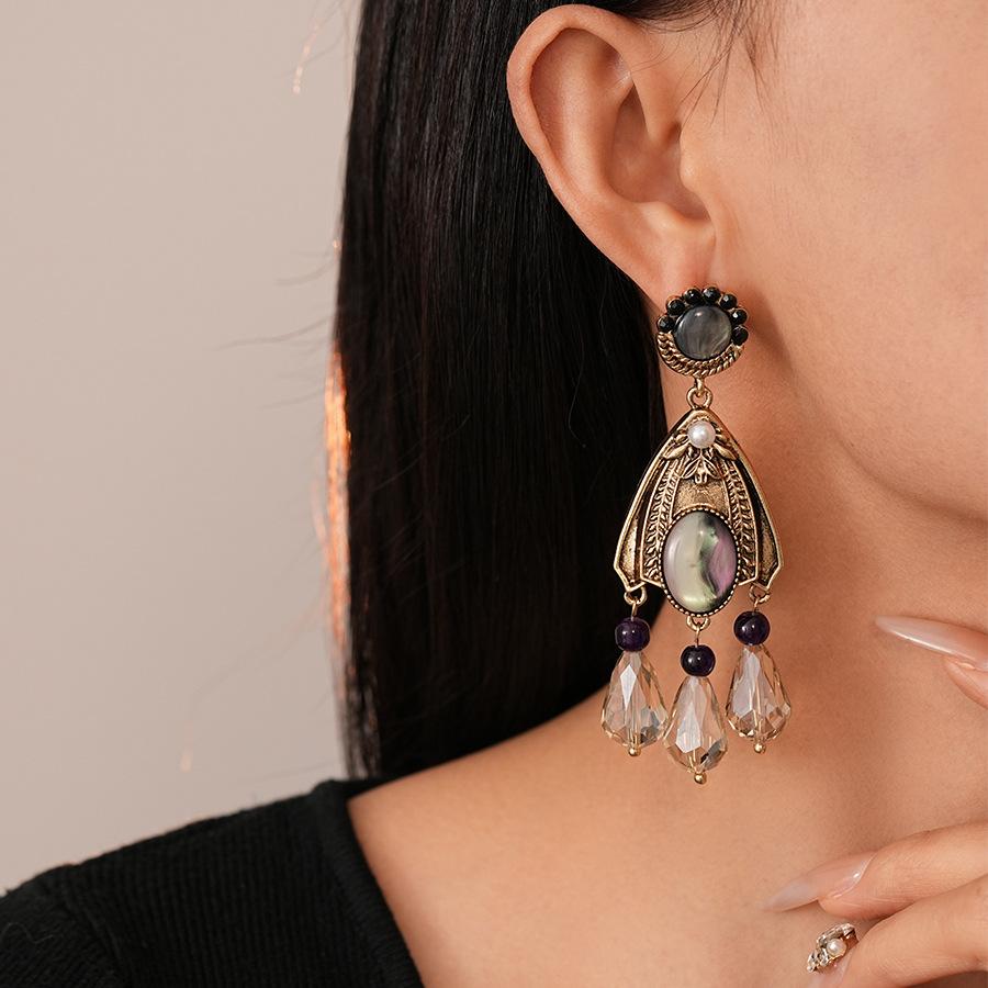 Water Drop Earrings French Palace Style High-end Earrings for Women