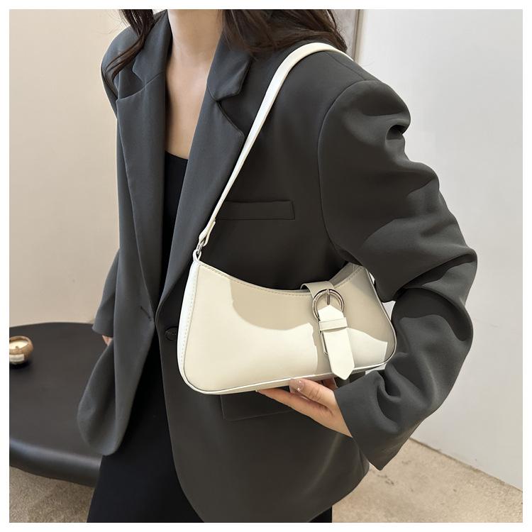 Chic Faux Leather Underarm Bag for Women Trendy Single Shoulder Crossbody Purse Fashionable French Style Daily Handbag CLE