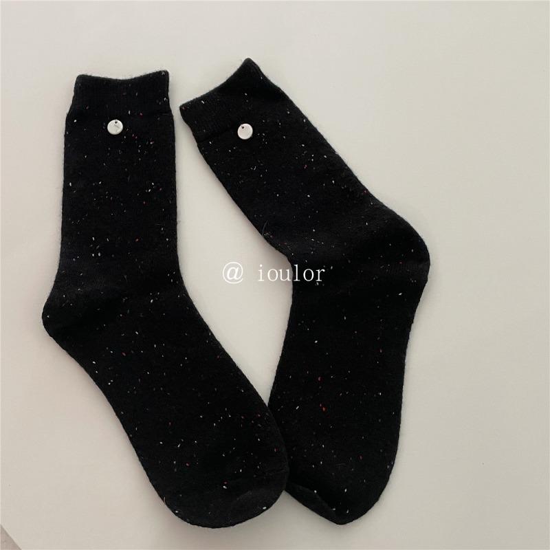 

Женские осенне-зимние теплые ретро носки с пуговицами в цветную точку из овечьей шерсти с трубчатым ворсом 1 pair чёрный