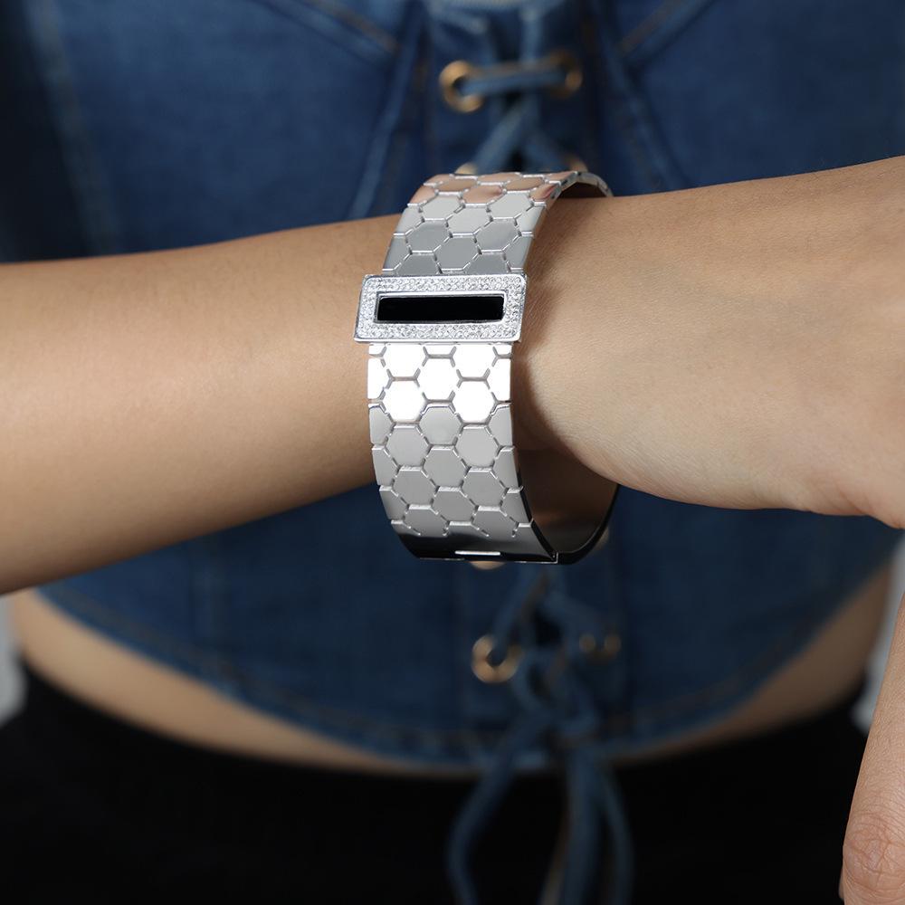 18K Gold Plated Honeycomb Pattern Stainless Steel Wide Bracelet with Zirconia Inlaid - European & American Fashion.