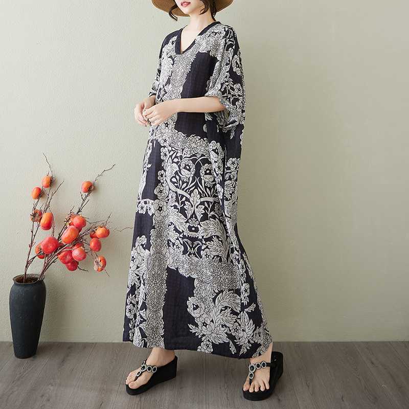 Women's Vintage Long Dress with Cotton and Linen Patterns