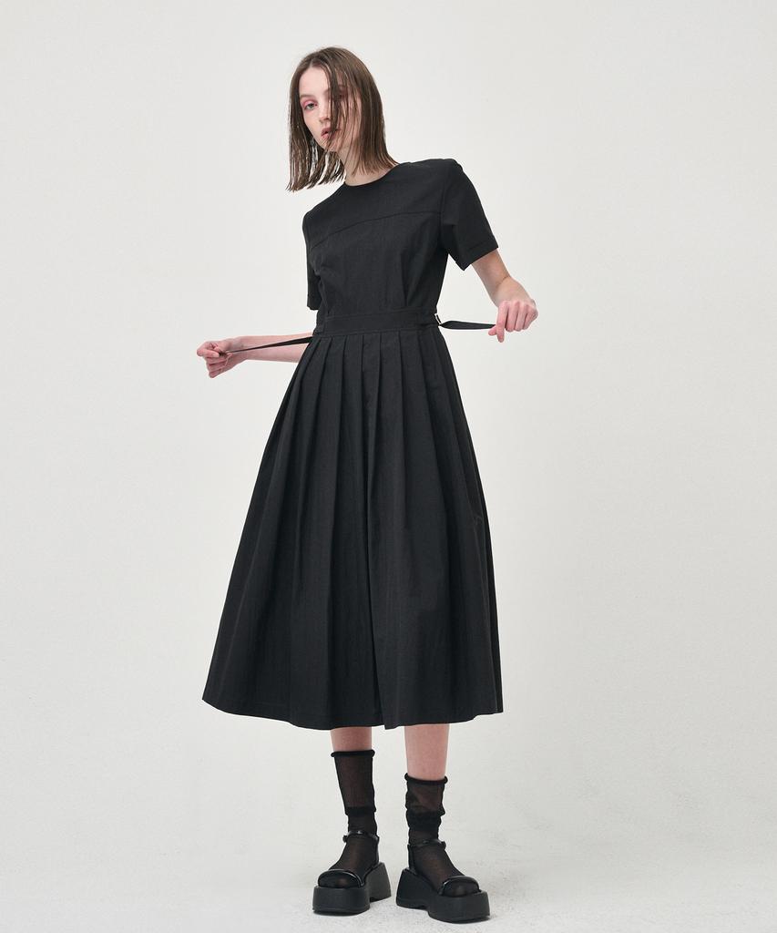 Etmont Half Sleeve Pleats Dress, Black