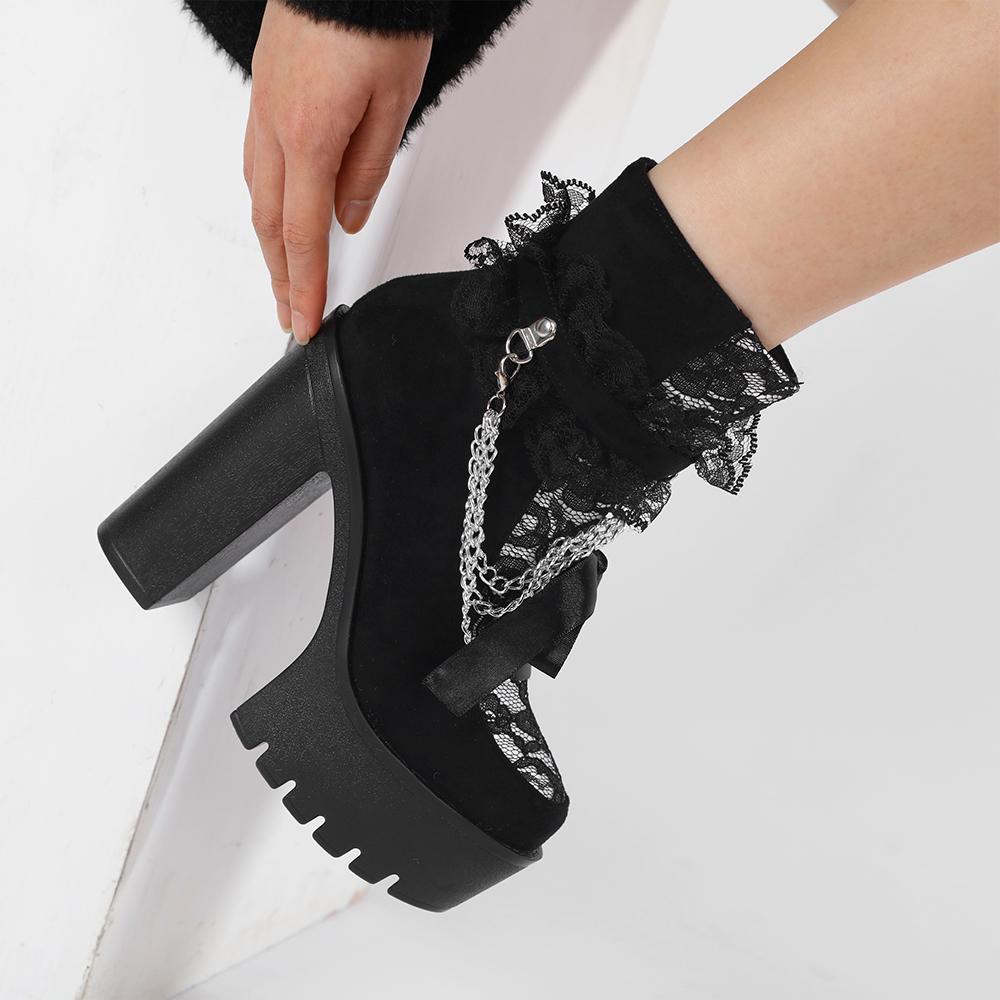 Gdgydh Gothic Vintage Lace Ankle Boots for Women Floral Pattern Chunky Heel Platform Boots with Chain Dress Outdoor
