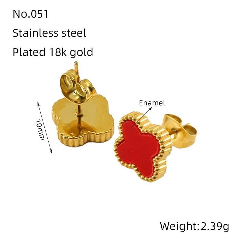 

European and American Fashion Four-leaf Clover Stud Earrings Women s Versatile Temperament Trend High-end Earrings 2026 18K