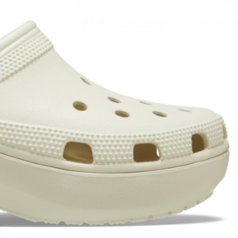 Crocs Klassischer Plateau-Clog 206750 2y2