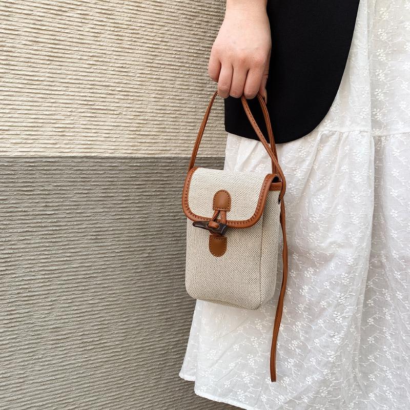 Summer New Simple Casual Small Bag Women's Niche Design Shoulder Messenger Bag Fashionable Versatile Mobile Phone Bag