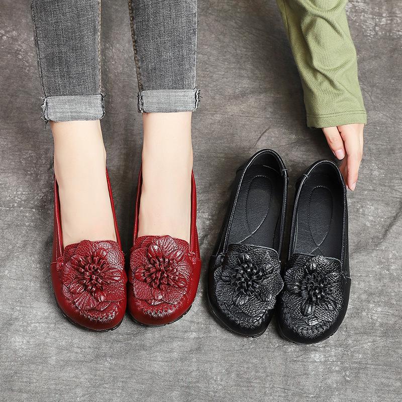 Women's Genuine Leather Non-slip Flat Shoes - Comfortable Round Toe for Middle-aged & Elderly