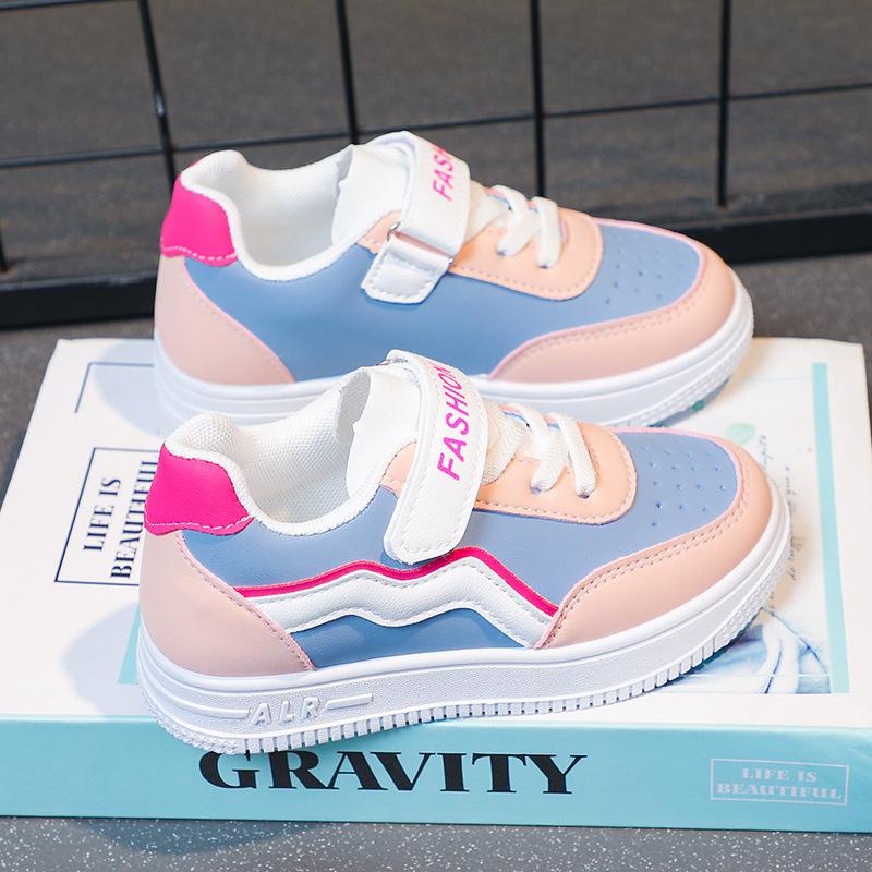 Kindersportschuhe 2025 Frühling und Herbst neue Mädchenschuhe mittlere und ältere Kinder weiche Sohle rutschfest Schüler vielseitig lässig Boardingschuhe