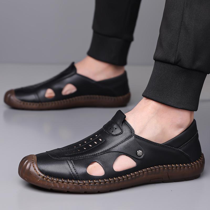 Fashion All-match Men Sandals Comfortable Simple Light Anti Slip Beach Slippers Fashion Soft Sole Walking Shoes Summer Men Casual Shoes