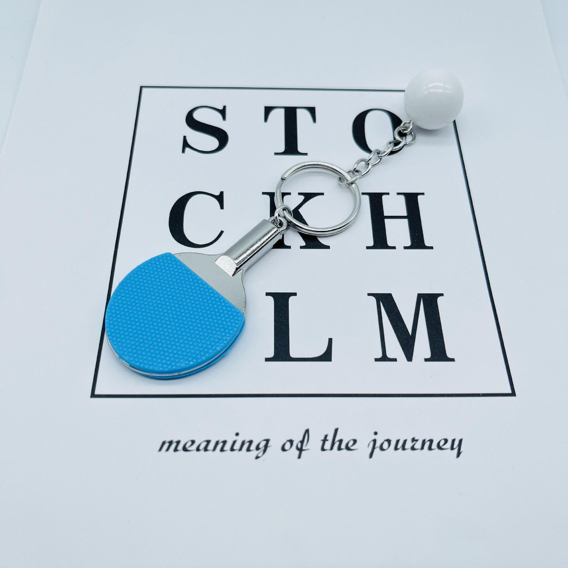 

Брелок в виде мини-ракетки для настольного тенниса - спортивный подарок для любителей спорта 6 cm