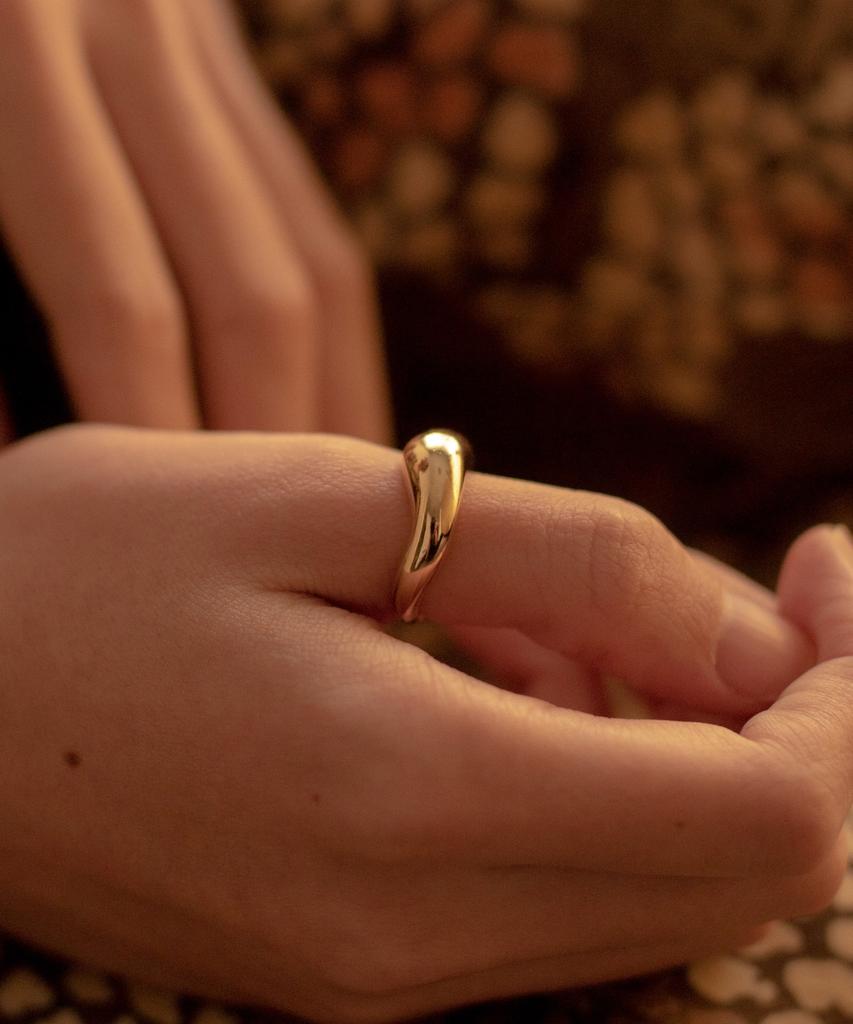 Novice Tokyo Nuance Ring / Gold