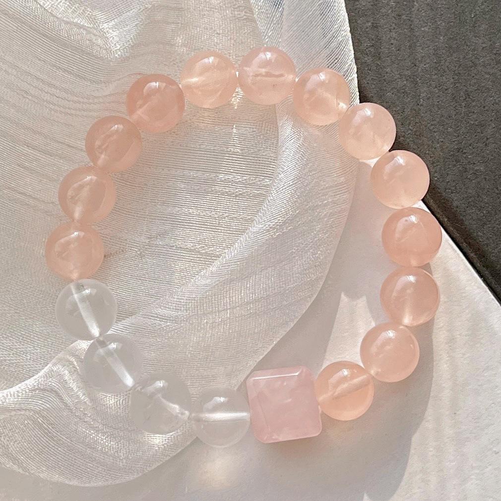 10M Madagascar Powder Crystal Milk White Crystal Design Bracelet Bracelet