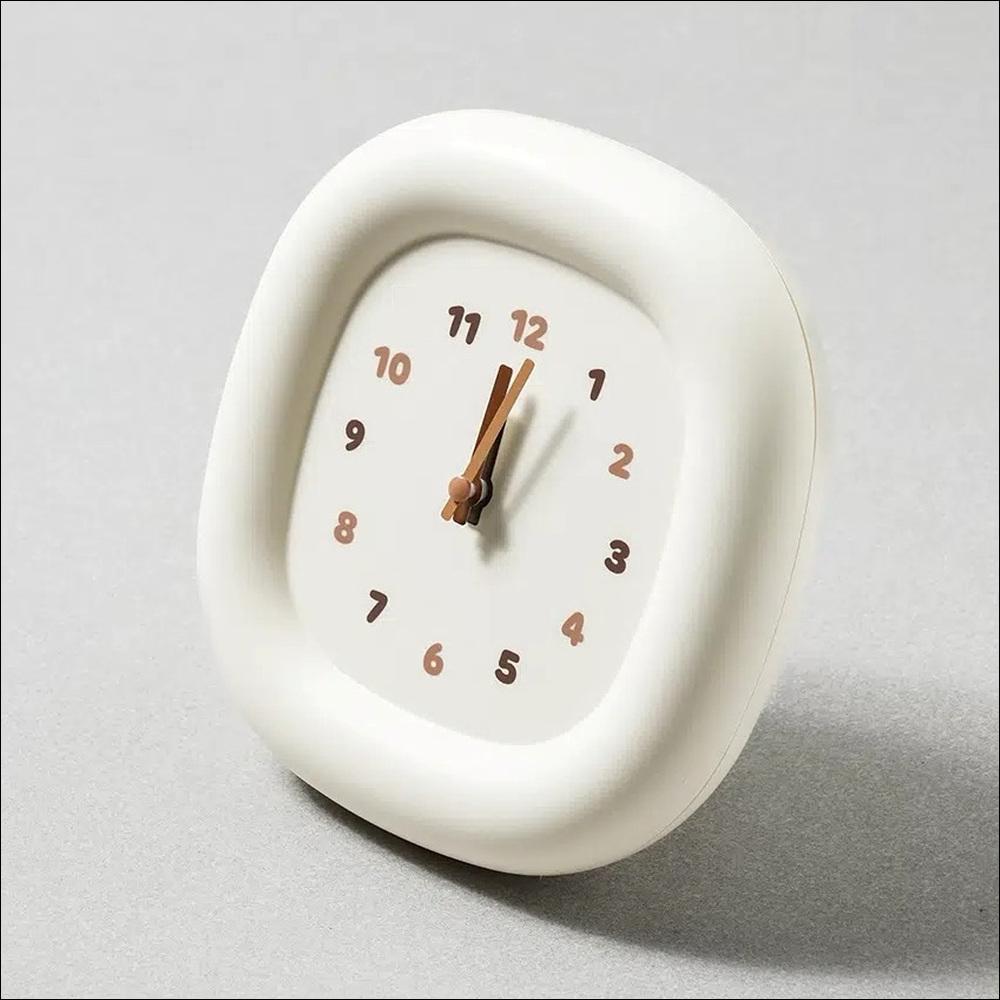 [K-Interior] Daiso Korea Mini Design Table & Wall Clock - Minimalist Silent Small Round Clock (Authentic) CLOCK