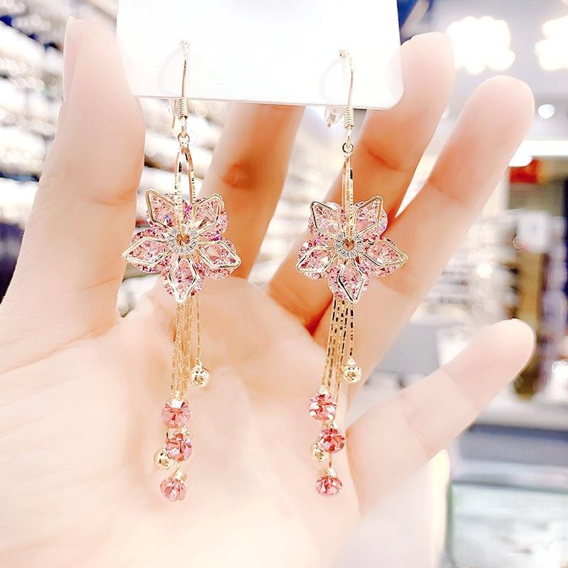 1 Pair European and American Fashion New Super Flash Flower Earrings