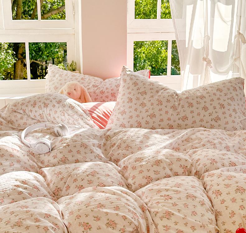 Class A Double Layer Gauze Bedding Set: Bubble Comforter Cover with Washed Cotton for Student Dorms, 3 or 4 Pieces.