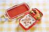 Skater Bento Single Made In for with Locking for Dishwasher and Microwave Cherry Red Box, 530ml, Tier, Japan, Women, 4-Point Leak-Resistant Storage,
