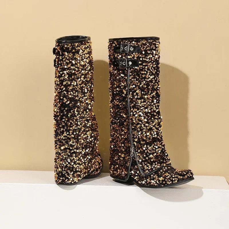 Módní dámské kozačky do půli lýtka s ohrnutým lemem, růžová látka se třpytkami, fialové vysoké blokové podpatky, zimní zateplené, kulatá špička, zip, kozačky nad půlku kalhot