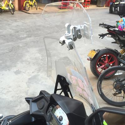 Motosiklet Çerçeveleri ve Ek Parçaları – Ön Camlar ve Rüzgarlıklar
