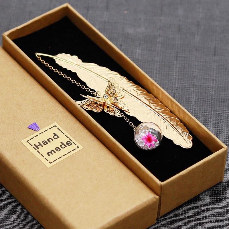 Classical Chinese Style Cicada Wing Metal Feather Bookmark with Leaf, Butterfly, and Dried Flower Accents