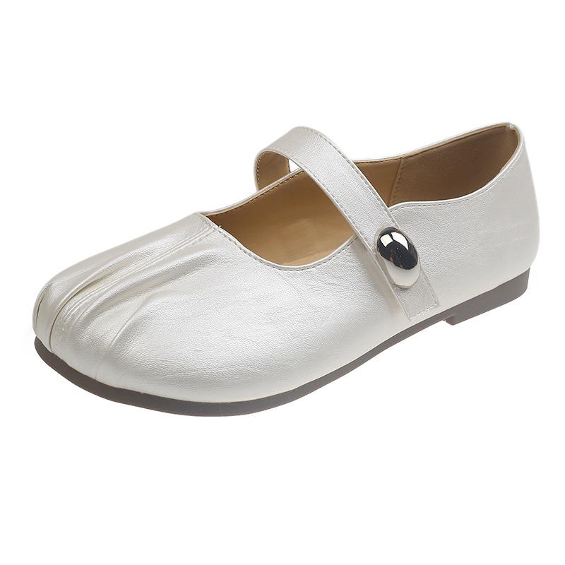 

Fairy Wind Mary Jane Single Shoes Girl 2025 Autumn New Light Mouth Folds One-word Buckle Silver Love Single Shoes Woman 35